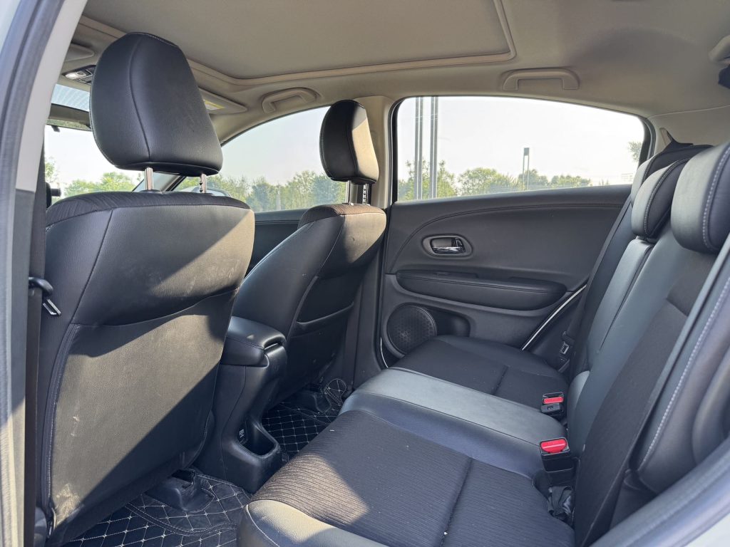 VEZEL 2020 1.5L CVT Luxury Edition - Huishida Trading