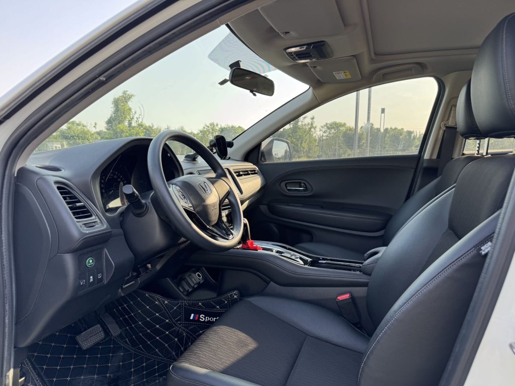 VEZEL 2020 1.5L CVT Luxury Edition - Huishida Trading