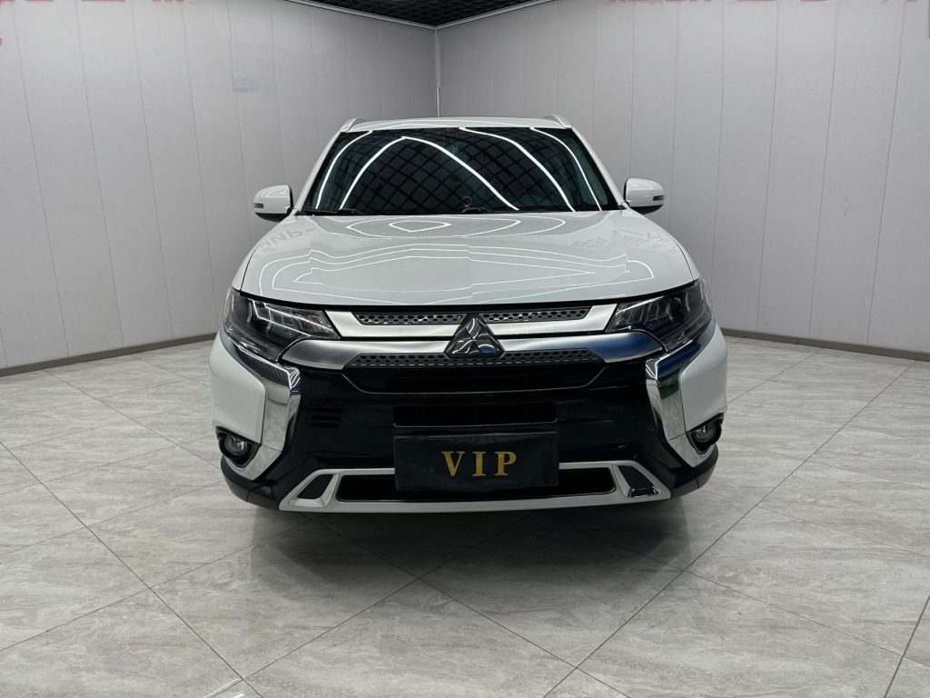 Mitsubishi Outlander 2020 2.4L 4WD Enjoy Edition 5-местный - Huishida Trading