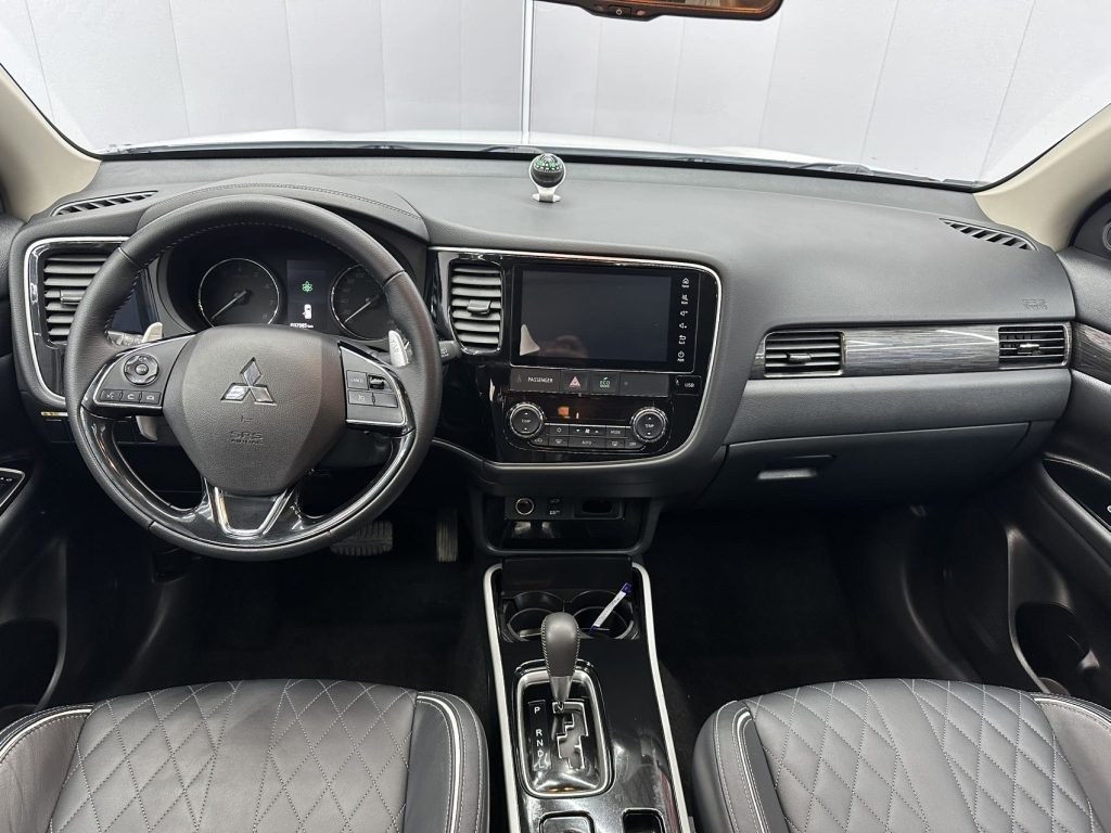 Mitsubishi Outlander 2020 2.4L 4WD Enjoy Edition 5-местный - Huishida Trading