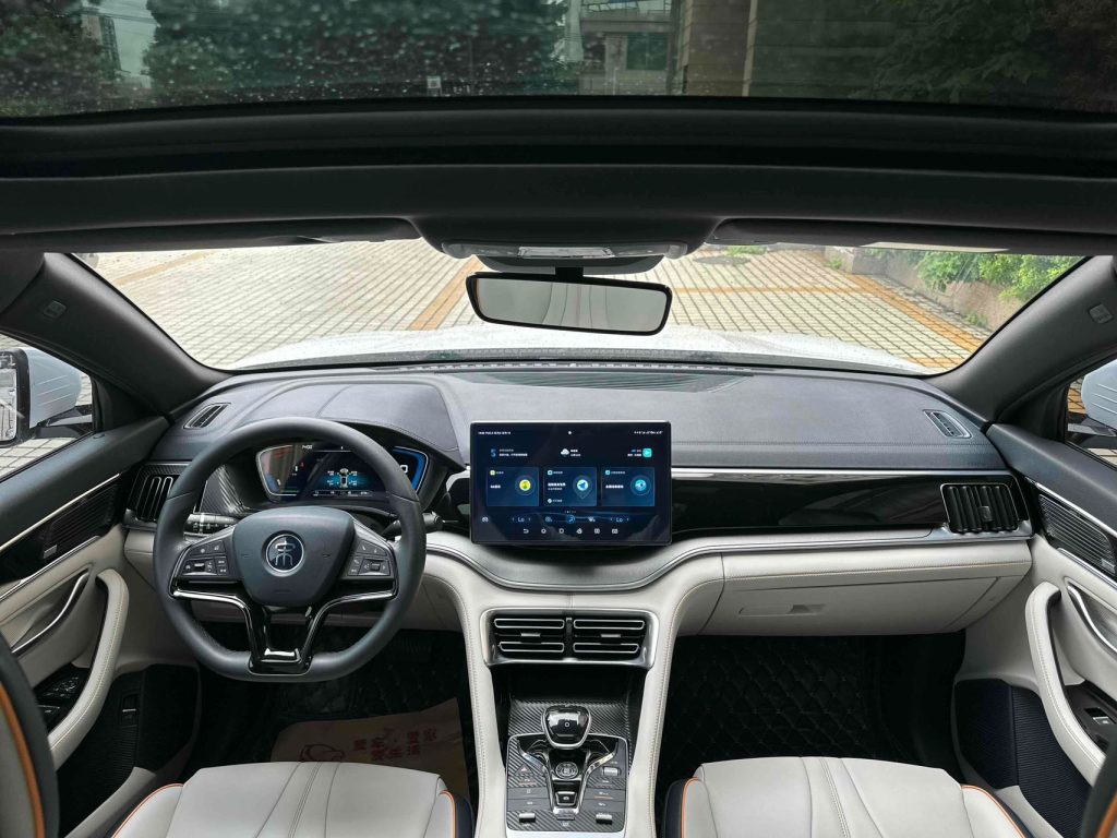 BYD SONG PLUS NEW ENERGY 2021 DM-i 110KM FLAGLINE - Huishida Trading