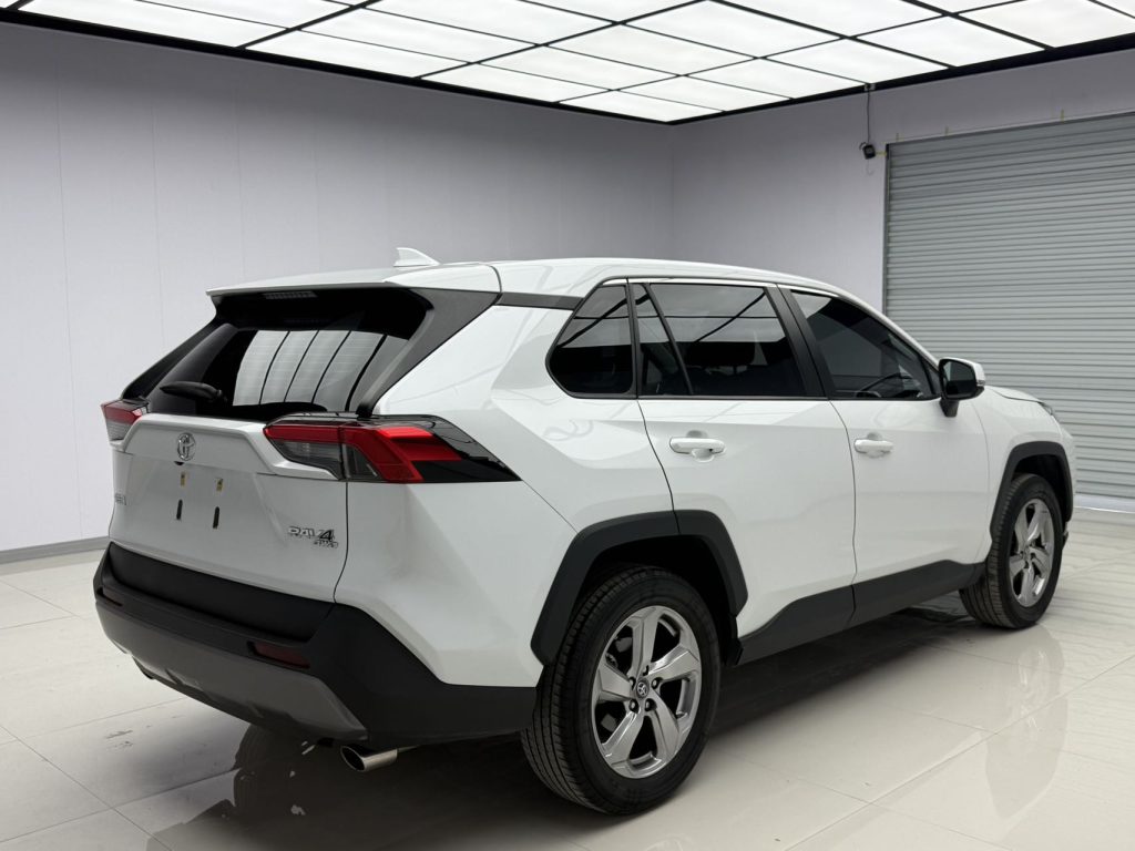 Toyota RAV4 2021 2.0L CVT 4WD Style PLUS Edition - Huishida Trading