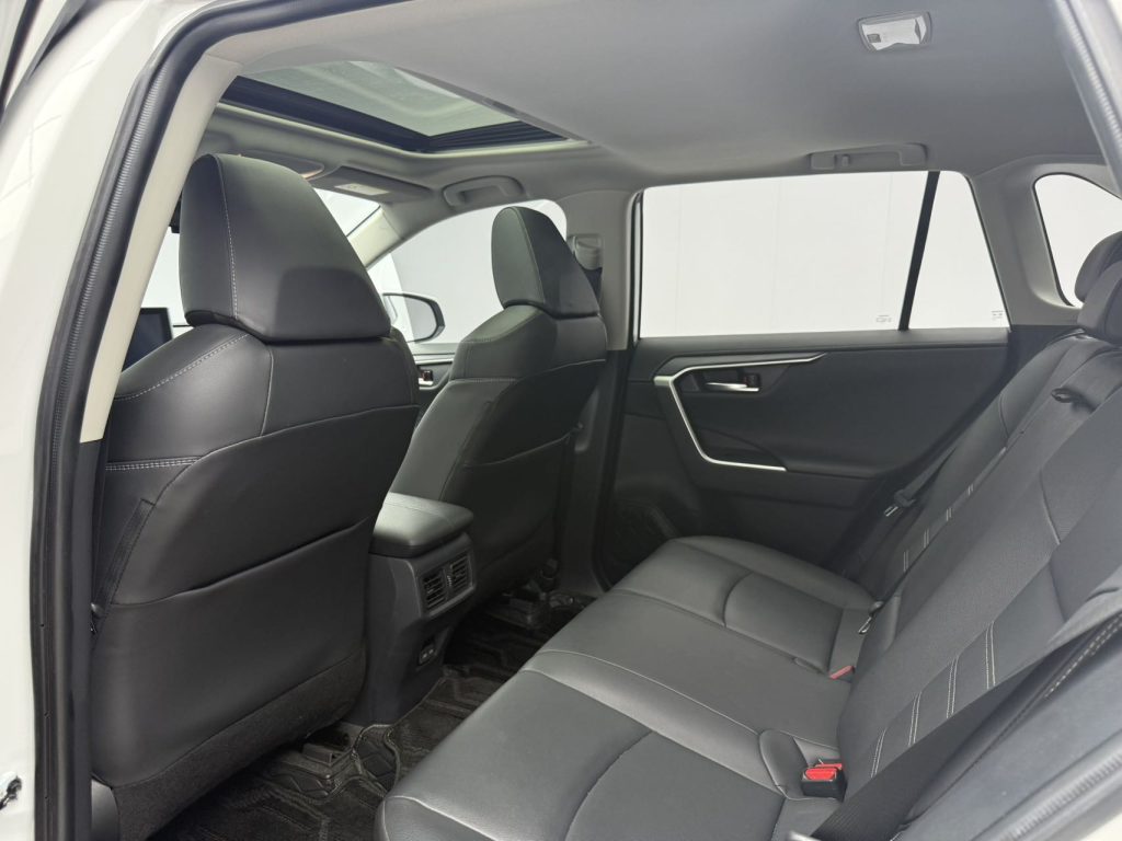 Toyota RAV4 2021 2.0L CVT 4WD Style PLUS Edition - Huishida Trading