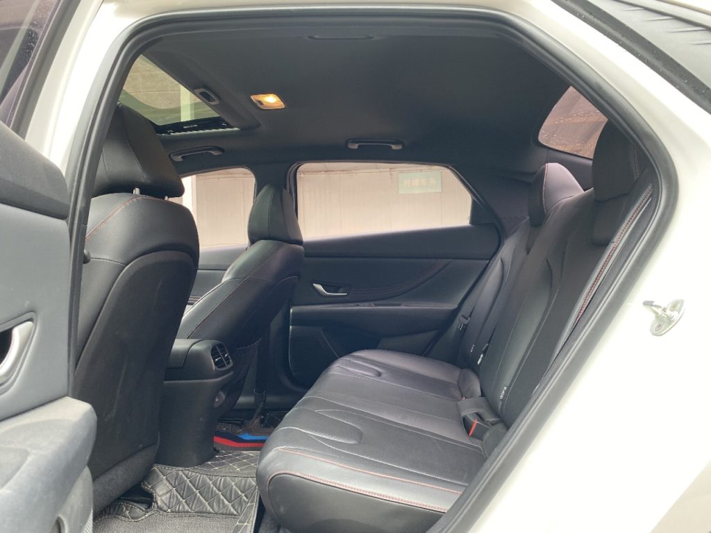 Hyundai Elantra 2022 1.5L CVT 20-летие - Huishida Trading
