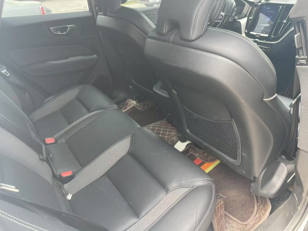 XC60 2021 T5 4WD ZHIYUANG SPORT EDITION - Huishida Trading