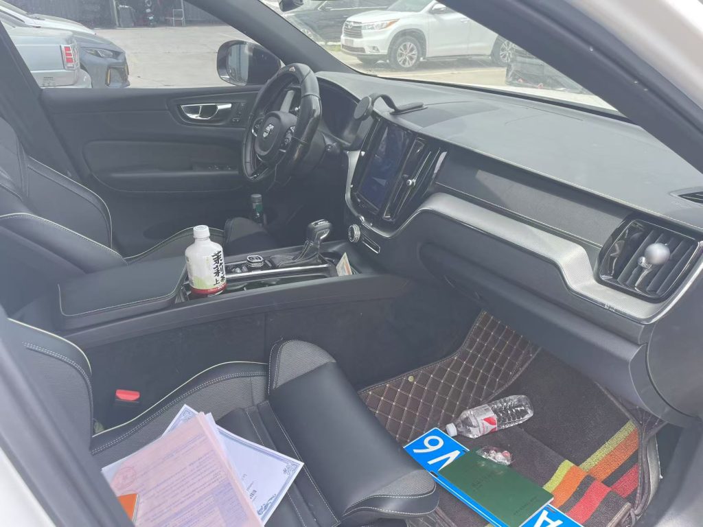 XC60 2021 T5 4WD ZHIYUANG SPORT EDITION - Huishida Trading
