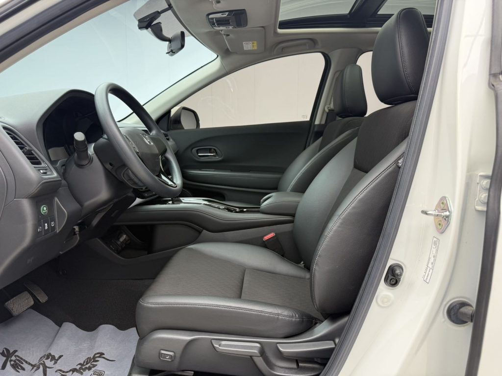 Honda VEZEL 2020 1.5L CVT Pioneer - Huishida Trading