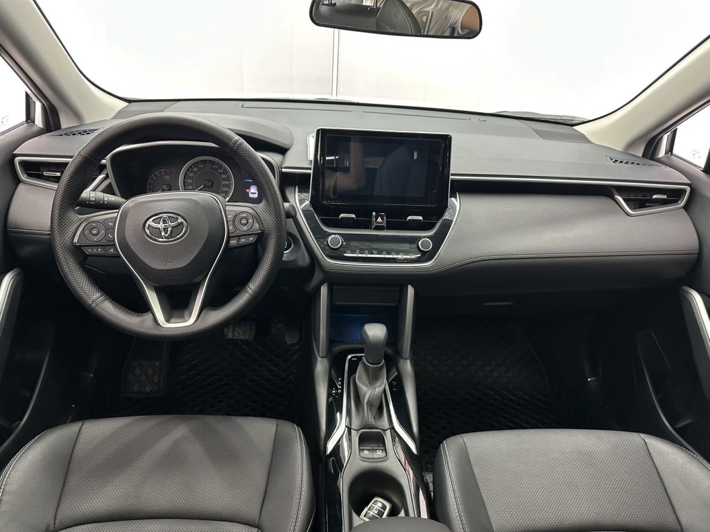 Toyota Frontlander 2022 2.0L CVT Deluxe - Huishida Trading