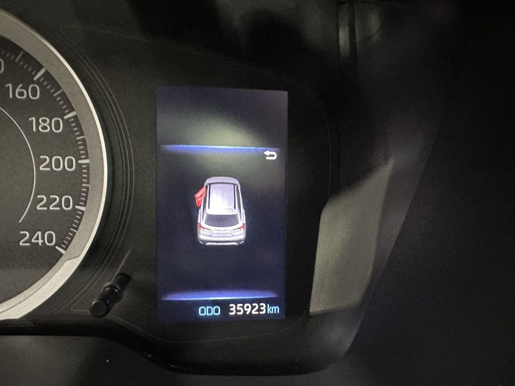 Toyota Frontlander 2022 2.0L CVT Deluxe - Huishida Trading