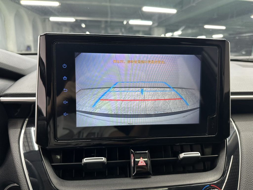 Toyota Frontlander 2022 2.0L CVT Deluxe - Huishida Trading