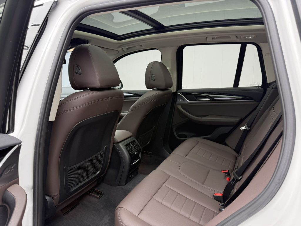 BMW x3 2021 xDrive25iM Спортивный пакет - Huishida Trading