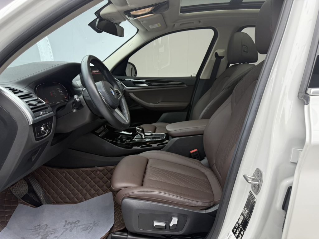 BMW x3 2022 xDrive25iM Спортивный пакет - Huishida Trading