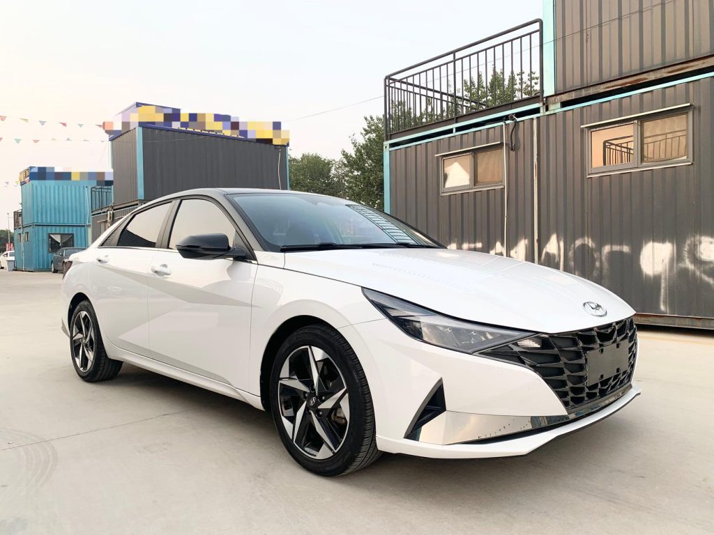 Hyundai Elantra 2021 1.5LCVT LUX Premium - Huishida Trading