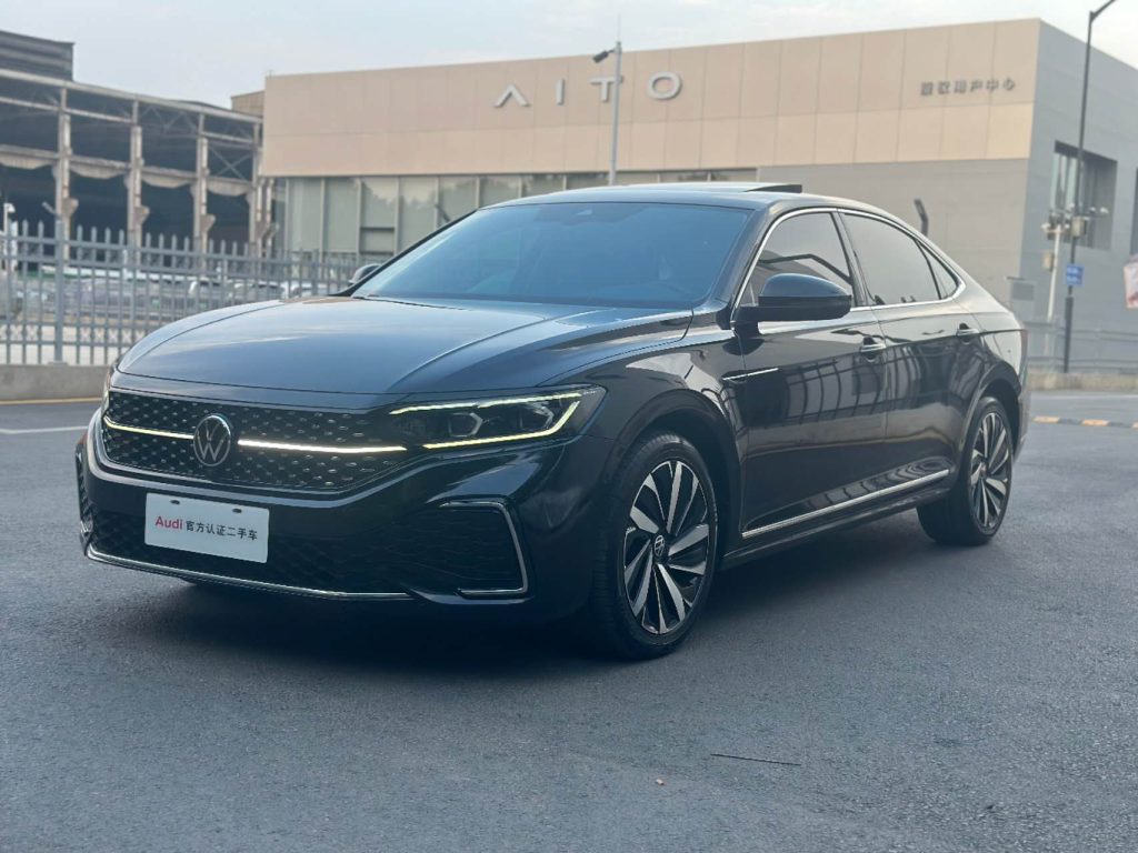Volkswagen Passat 2022 330TSI Star Premium - Huishida Trading