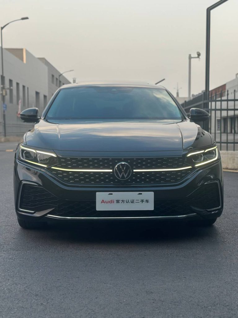 Volkswagen Passat 2022 330TSI Star Premium - Huishida Trading