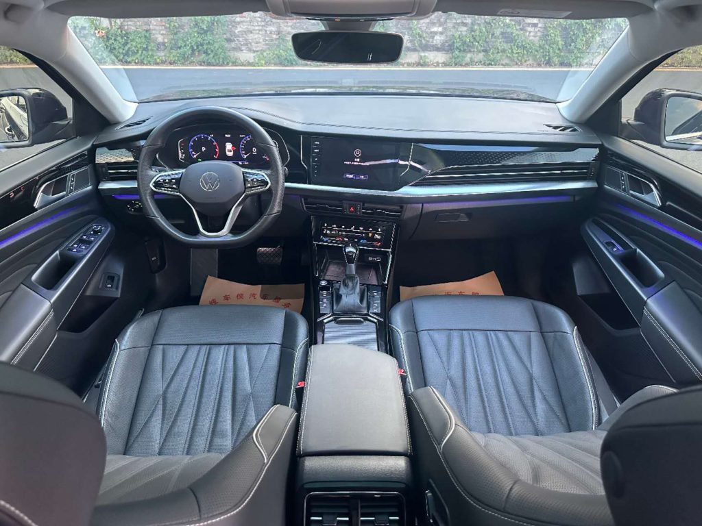 Volkswagen Passat 2022 330TSI Star Premium - Huishida Trading