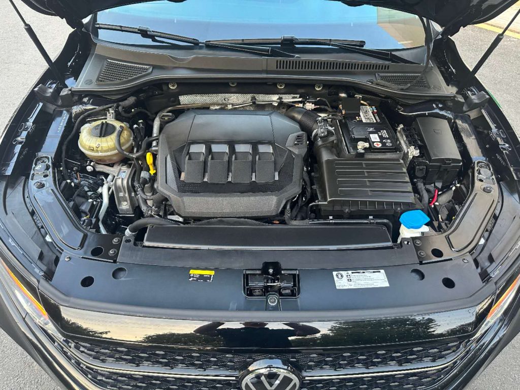 Volkswagen Passat 2022 330TSI Star Premium - Huishida Trading