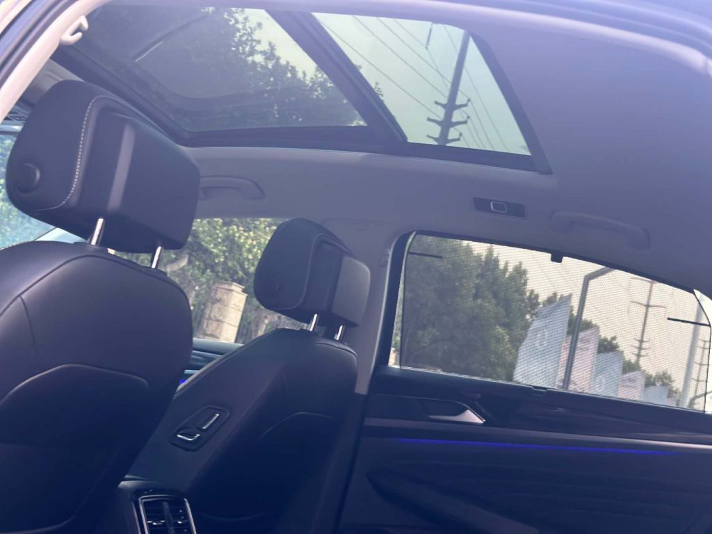 Volkswagen Passat 2022 330TSI Star Premium - Huishida Trading