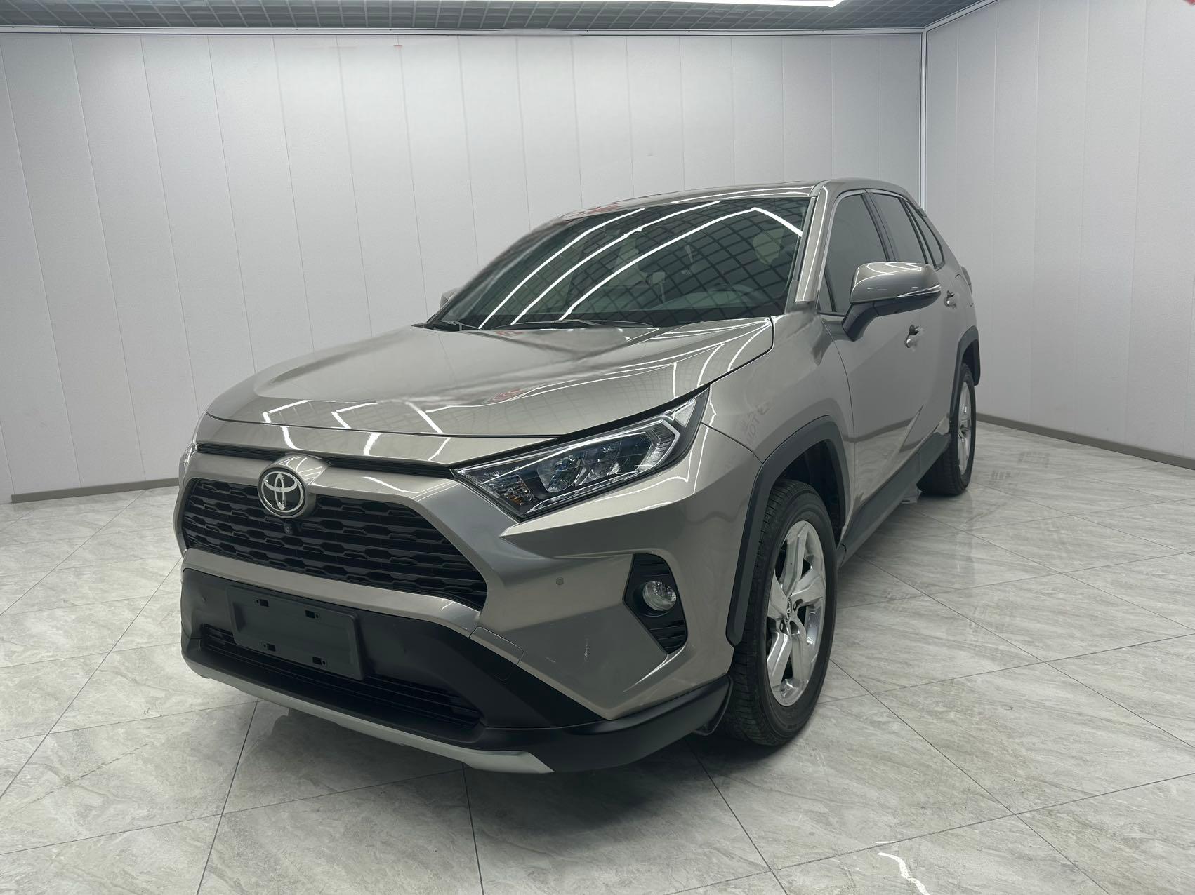 Toyota RAV4 RWD 2020 2.0L CVT 4WD Stylish PLUS Edition