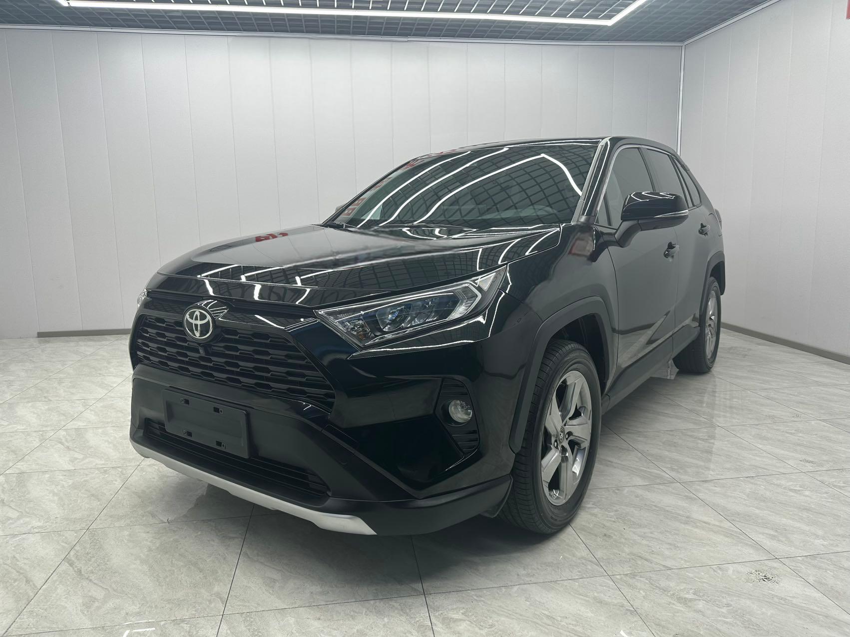 Toyota RAV4 2021 2.0L CVT 2WD Style PLUS Edition