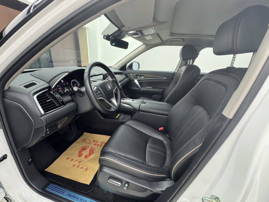 Honda AVANCIER 2020 370TURBO 4WD Premium Edition - Huishida Trading