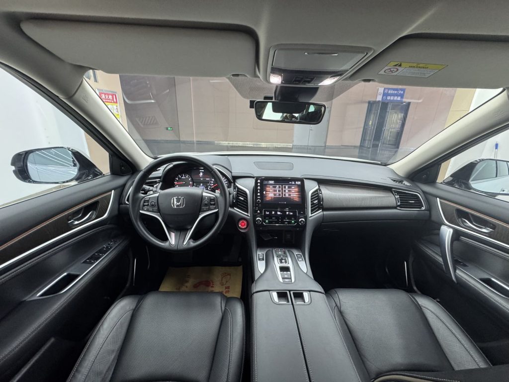 Honda AVANCIER 2020 370TURBO 4WD Premium Edition - Huishida Trading