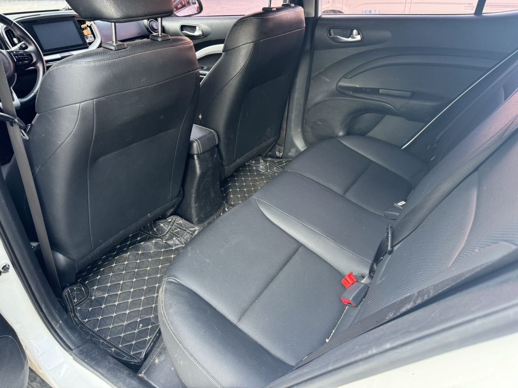 Kia KX1 2021 1.4L CVT Sunroof Модель - Huishida Trading