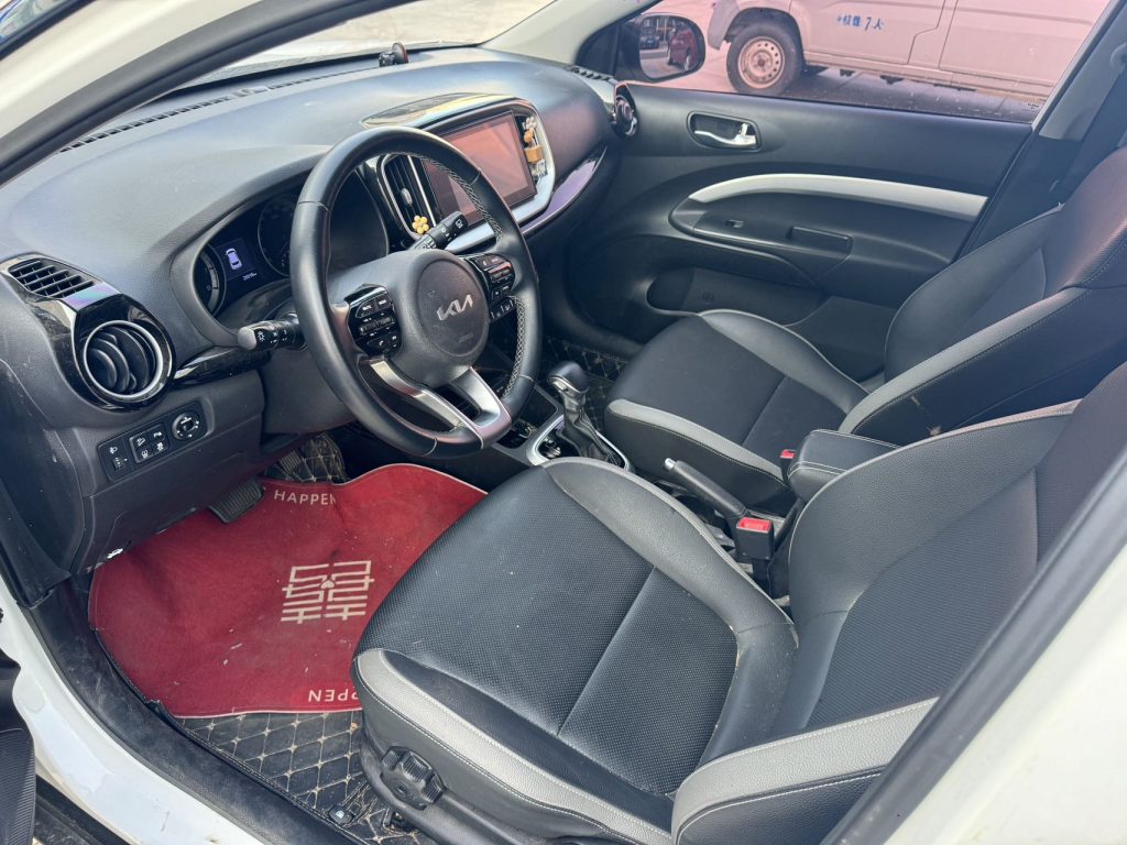 Kia KX1 2021 1.4L CVT Sunroof Модель - Huishida Trading