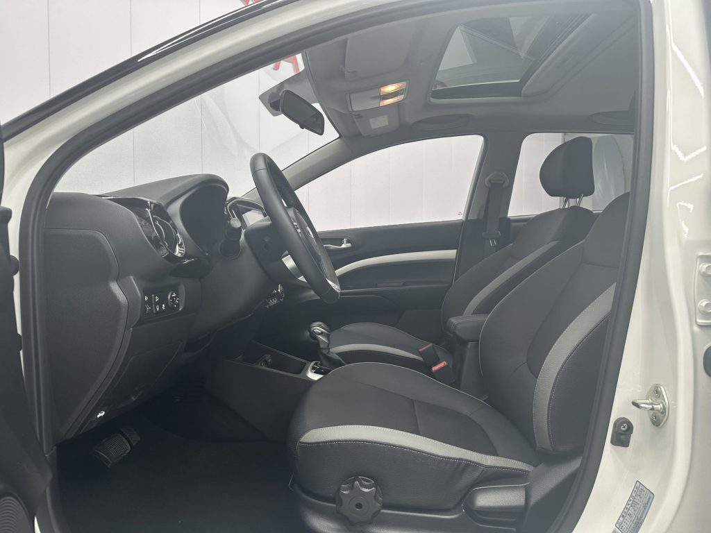 Kia STONIC 2021 1.4L Auto Fun Sport - Huishida Trading