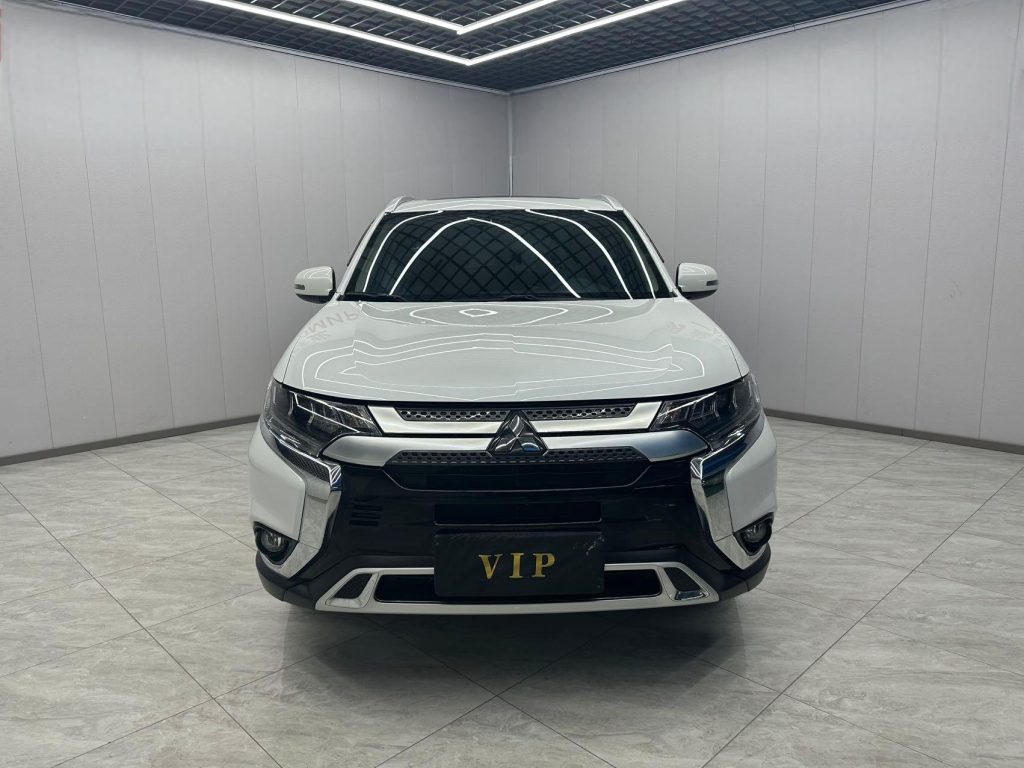 Mitsubishi Outlander 2020 2.4L 4WD Enjoy Edition 5-местный - Huishida Trading