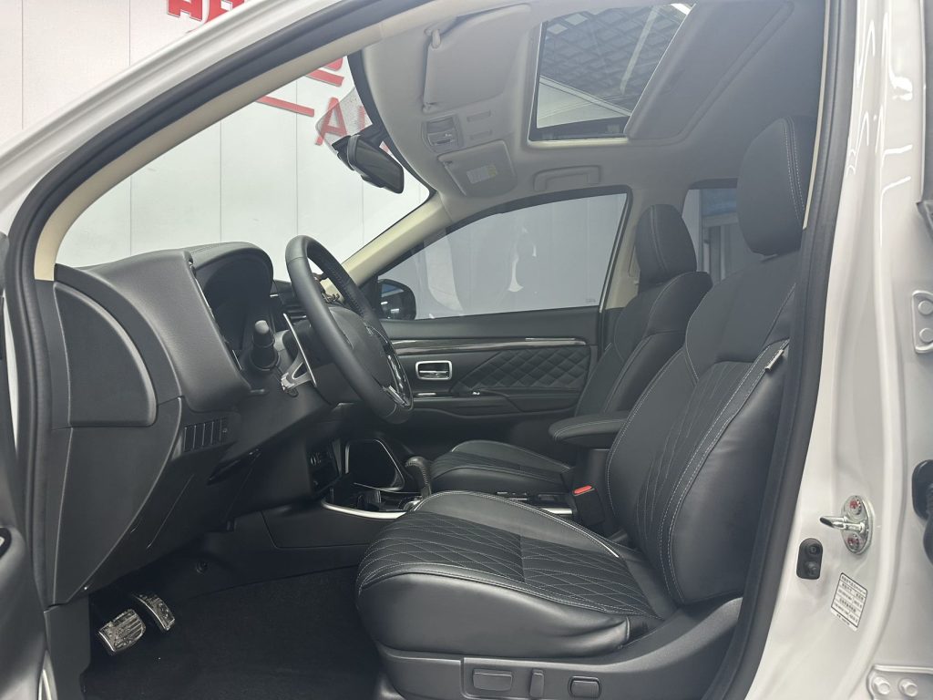 Mitsubishi Outlander 2020 2.4L 4WD Enjoy Edition 5-местный - Huishida Trading