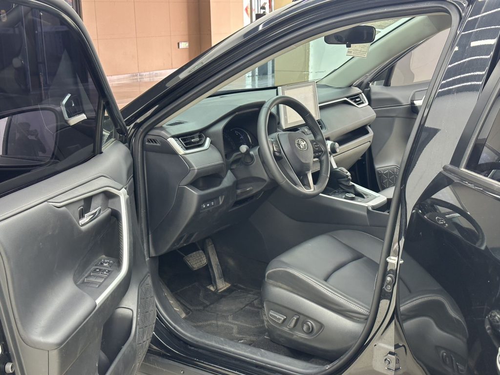 Toyota RAV4 Rongrong 2022 Twin Engine 2.5L CVT 4WD Elite PLUS Edition - Huishida Trading