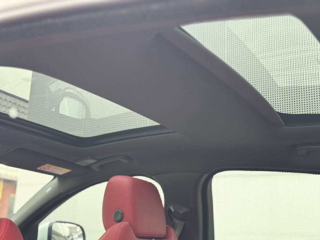 Jaguar XEL 2021 2.0T 250PS Obsidian Sport - Huishida Trading