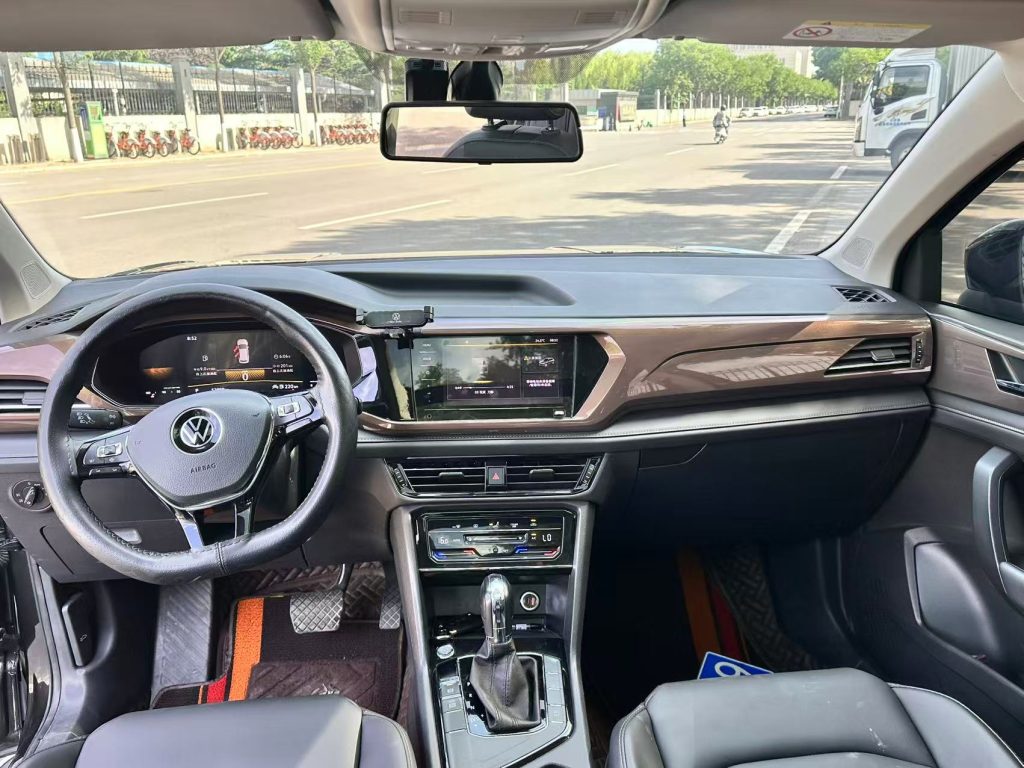 Volkswagen Tharu 2022 280TSI 2WD Comfort - Huishida Trading