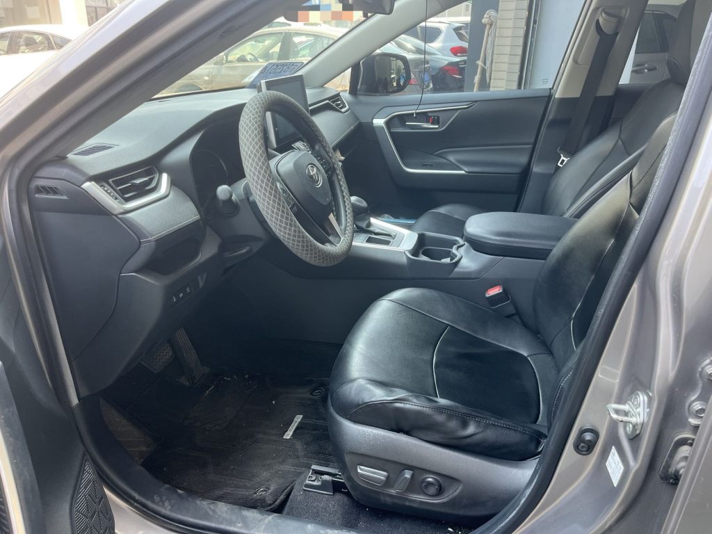 Toyota RAV4 2021 2.0L CVT 2WD Style Edition - Huishida Trading