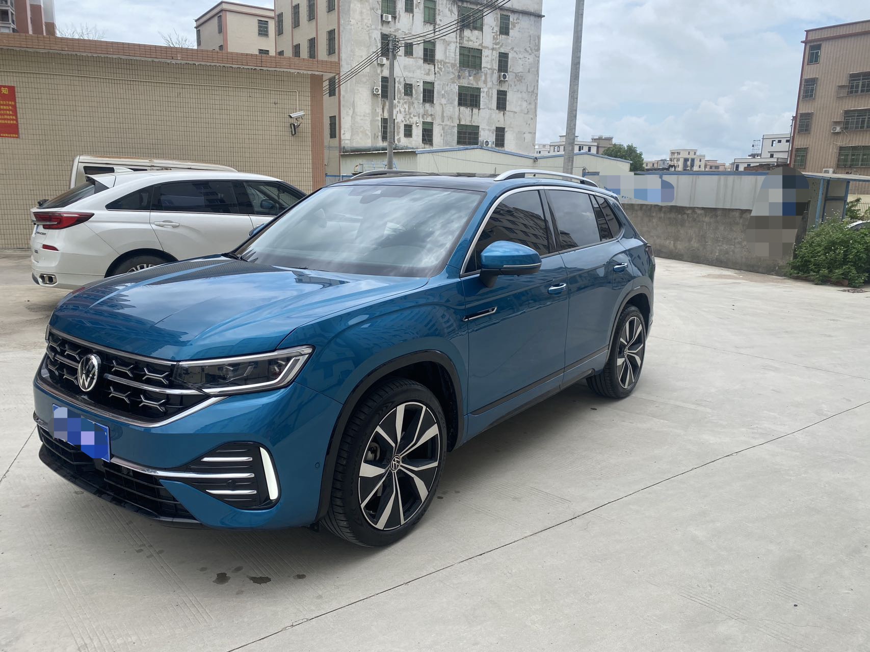 TAYRON 2023 380TSI 4WD R-Line Pro Intelligent Edition