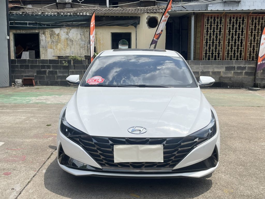 Hyundai Elantra 2021 1.5L CVT LUX Premium Edition - Huishida Trading