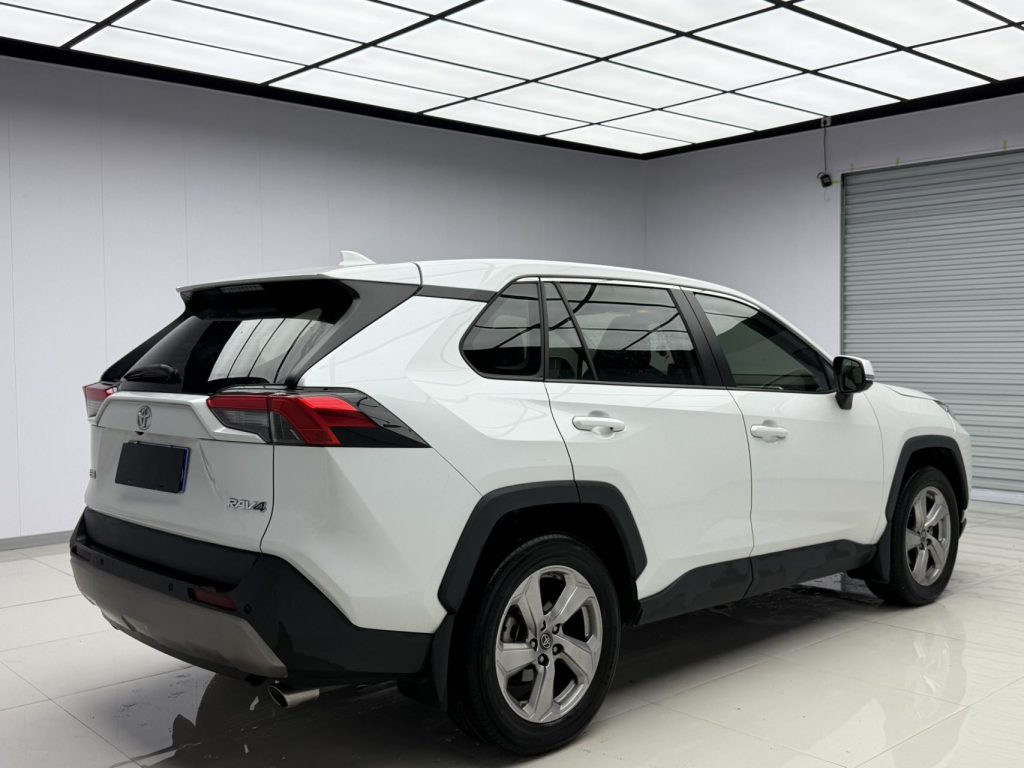 Toyota RAV4 2021 CVT 2WD Style PLUS Edition - Huishida Trading