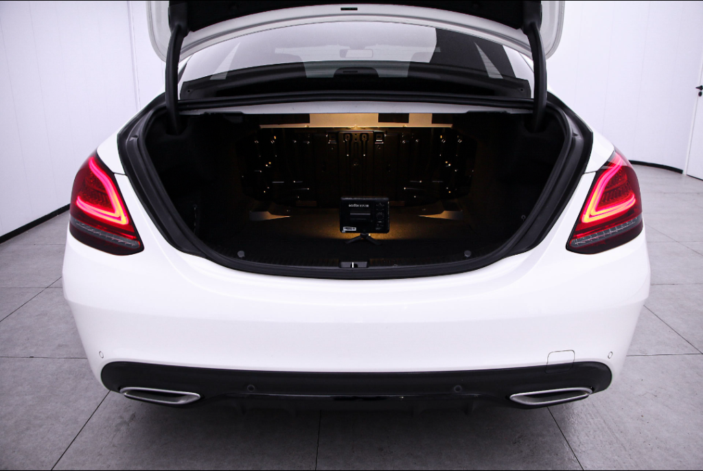 Mercedes-Benz C-Class 2021 C260L Sport Starburst Premium Edition - Huishida Trading