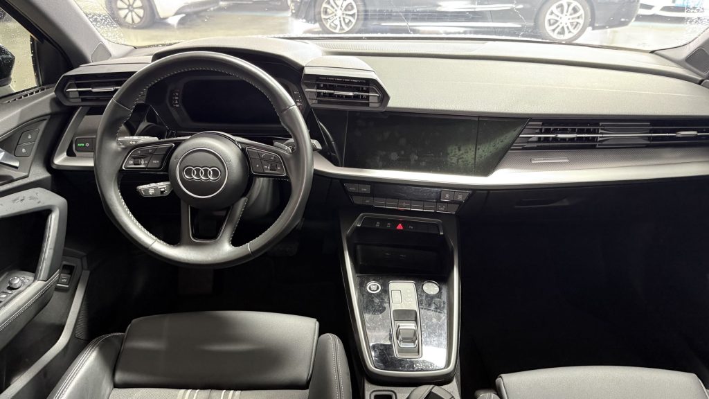 Audi A3 2022 Sportback 35 TFSI Стильный спортивный - Huishida Trading