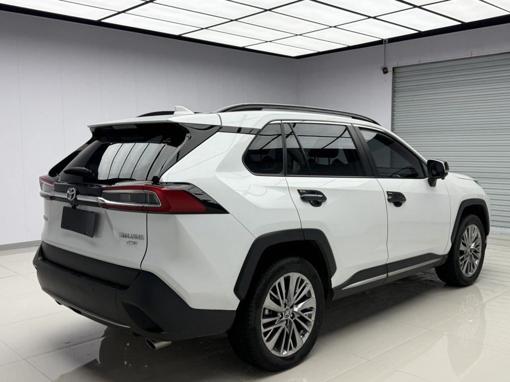 Toyota WILDLANDER 2020 2.0L CVT 4WD Premium - Huishida Trading
