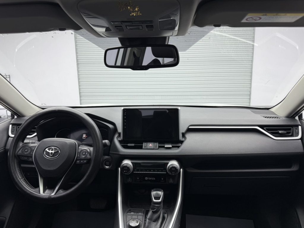 Toyota WILDLANDER 2020 2.0L CVT 4WD Premium - Huishida Trading