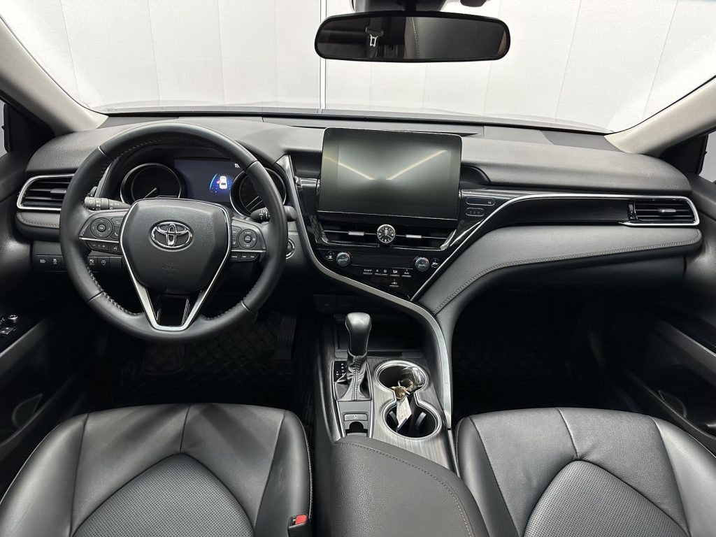 Toyota Camry 2021 2.0G Deluxe - Huishida Trading