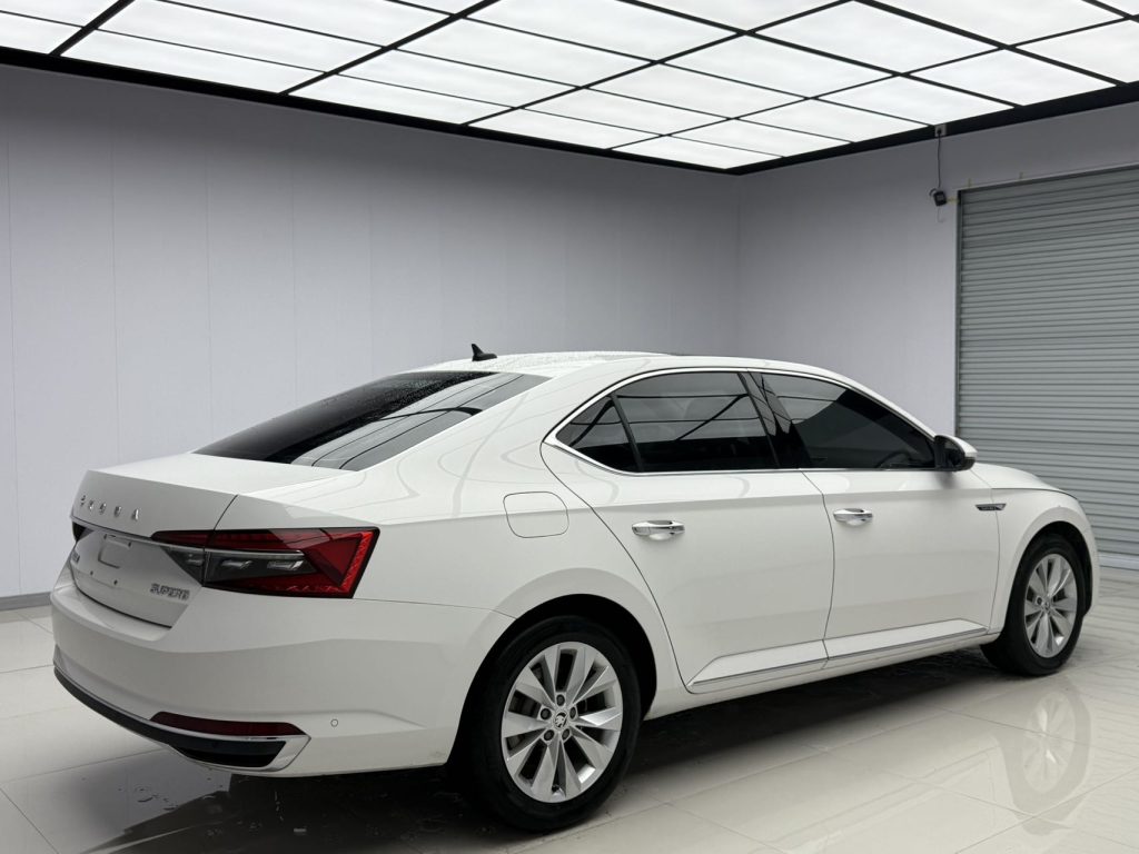 SKODA Superb 2021 TSI280 DSG Comfort Edition - Huishida Trading