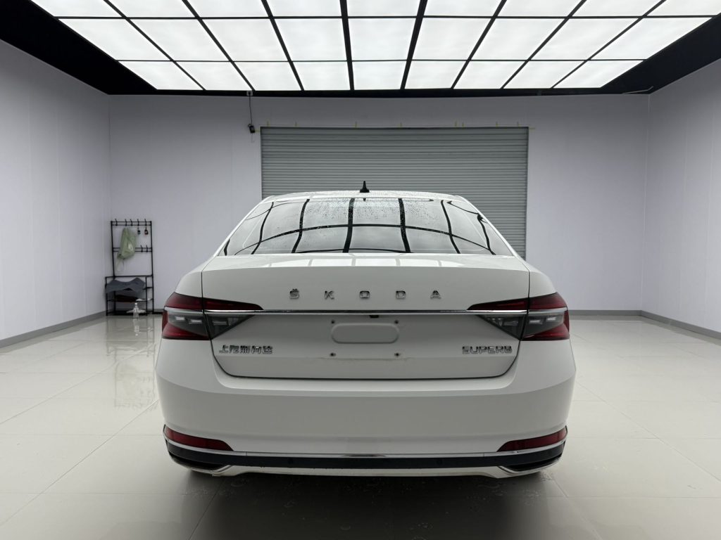 SKODA Superb 2021 TSI280 DSG Comfort Edition - Huishida Trading