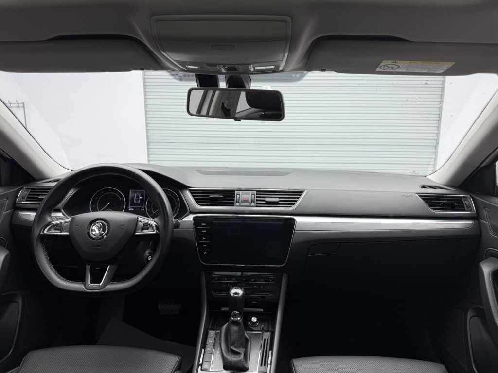SKODA Superb 2021 TSI280 DSG Comfort Edition - Huishida Trading