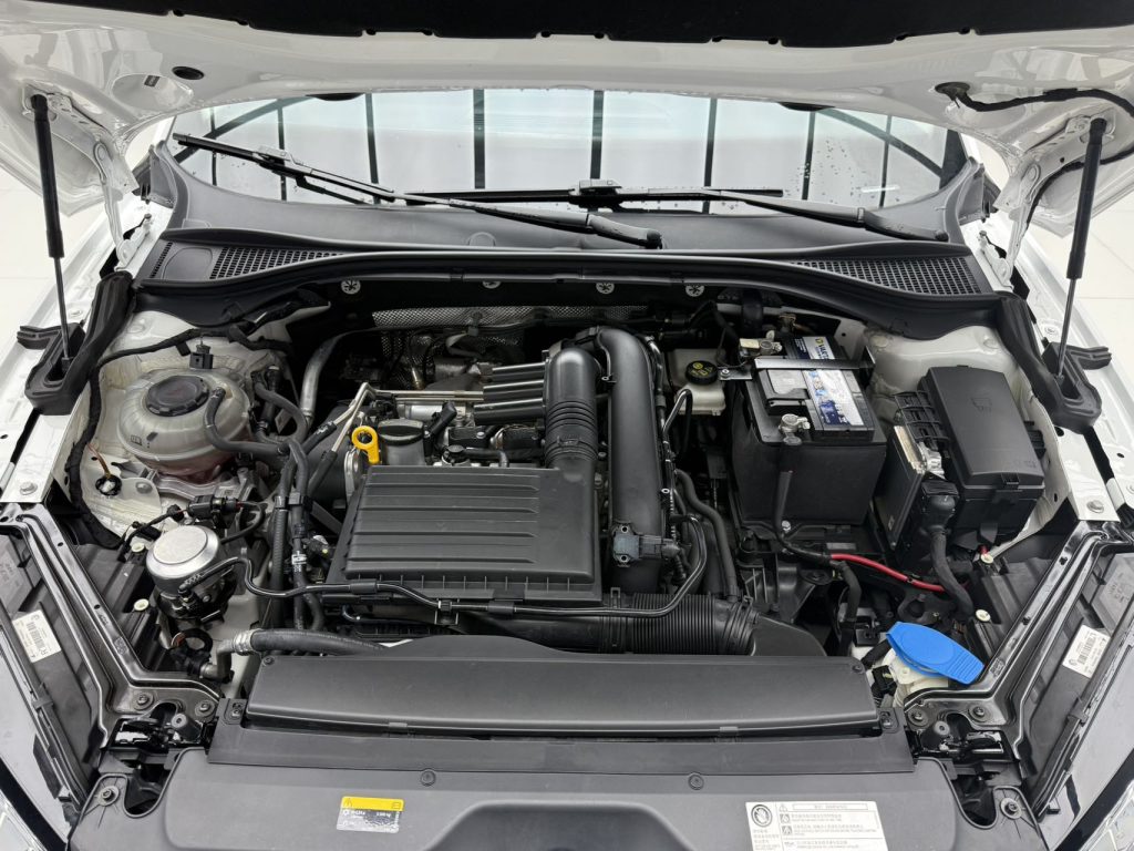 SKODA Superb 2021 TSI280 DSG Comfort Edition - Huishida Trading