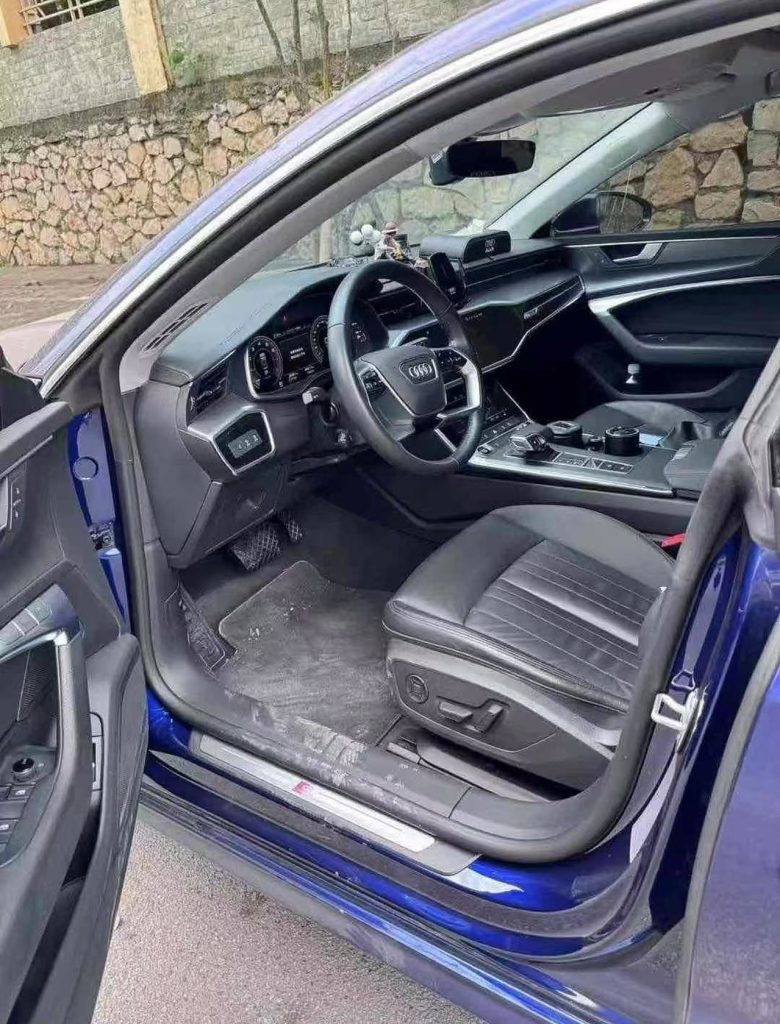 Audi A7 2022, модель 40 TFSI - Huishida Trading