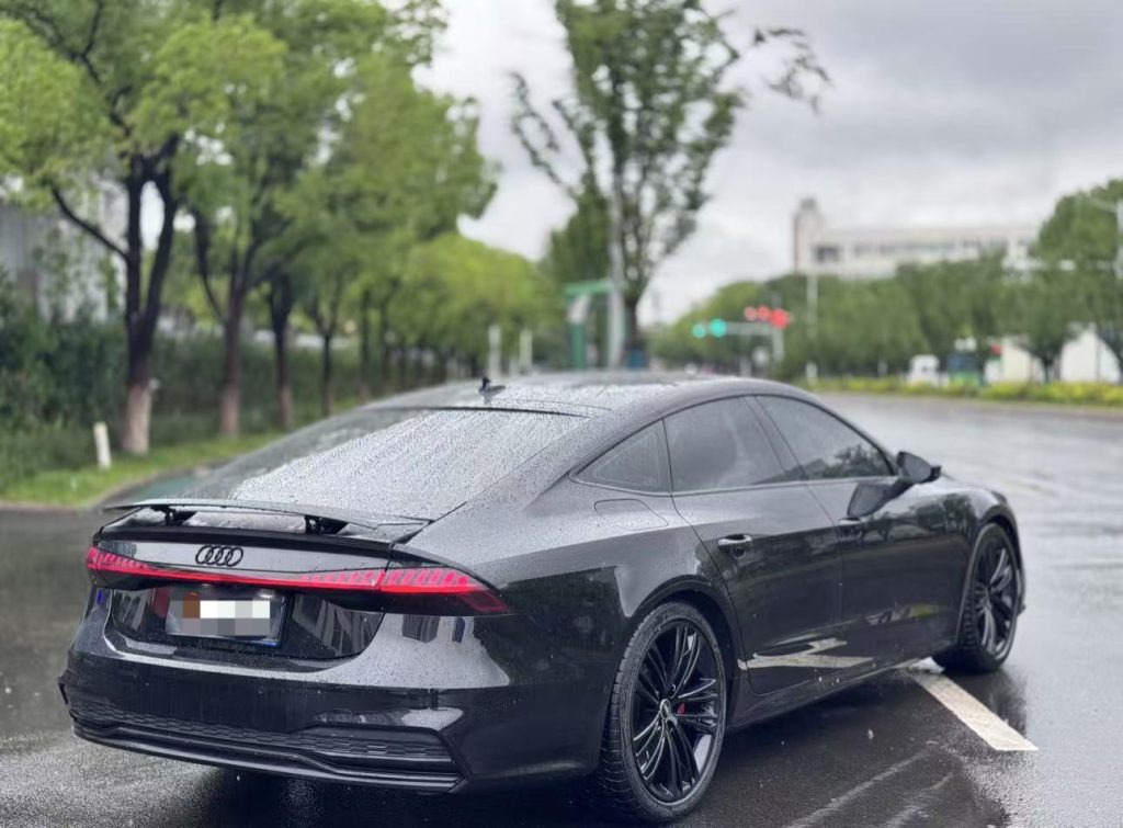 Audi A7 2022, 45 тифси-доксинг. - Huishida Trading