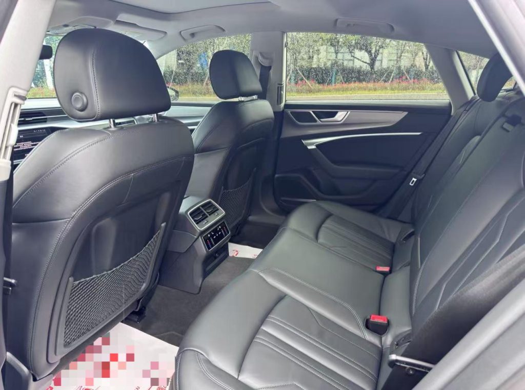 Audi A7 2022, 45 тифси-доксинг. - Huishida Trading